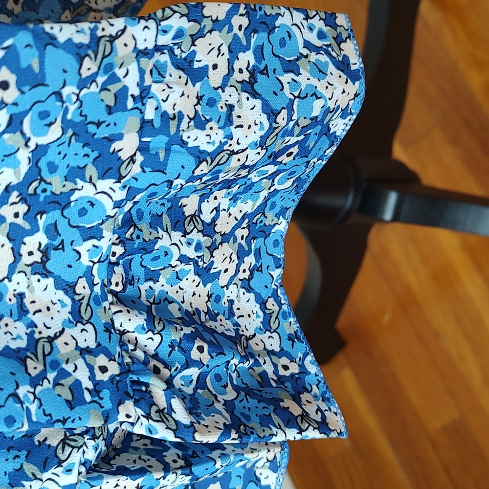 🔥HOST PICK 🔥NWT - Pastoral Ditsy Floral V Neck Half Sleeve Ruffles Skirt Dress - Picture 5 of 7